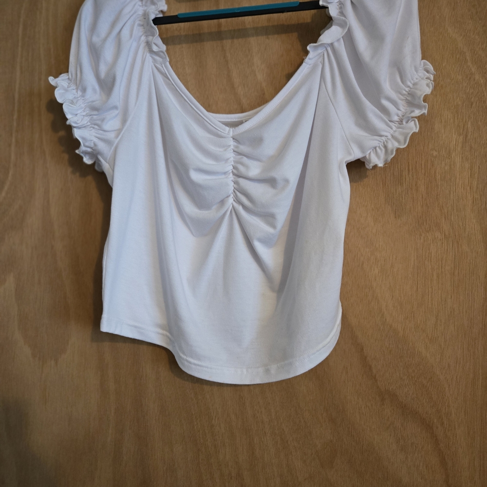 Women's White Short Sleeve Ruched Front Top
